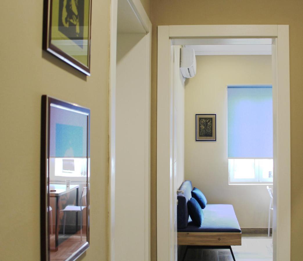 Apartamento 2V1 - Myslym Shyri Tirana Exterior foto